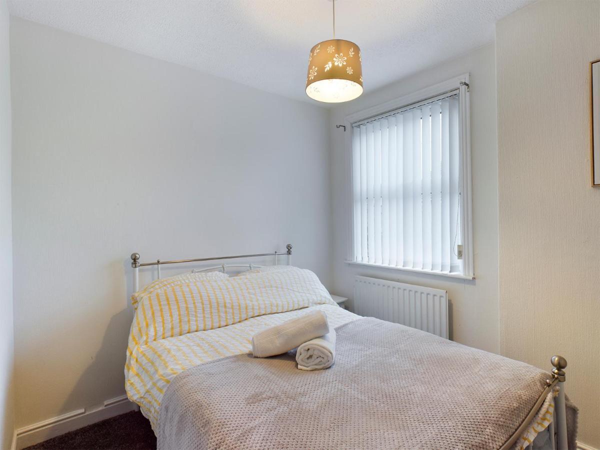 Cheerful 3 Bedroom Home With Free Parking And Wifi Chester Esterno foto